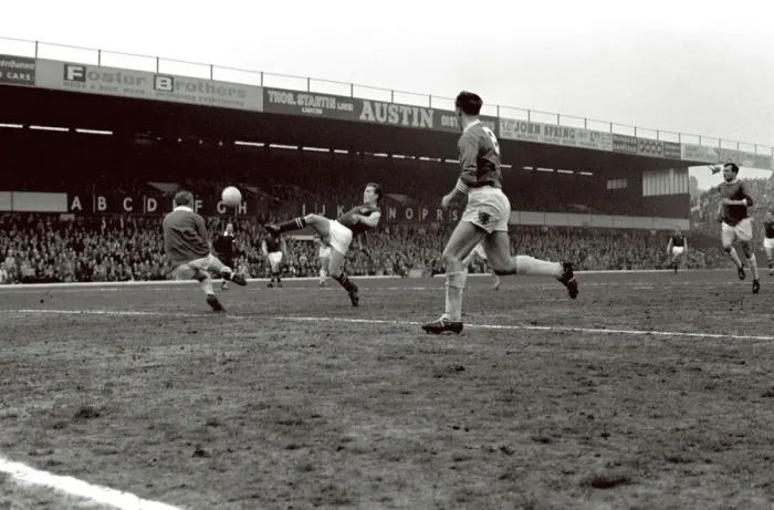 Framed Print : 1963 League Cup Final Second Leg at Villa Park. Aston Villa 0 v Birmingham City 0 Framed Print : 1963 League Cup Final Second Leg at Villa Park. Aston Villa 0 v Birmingham City 0