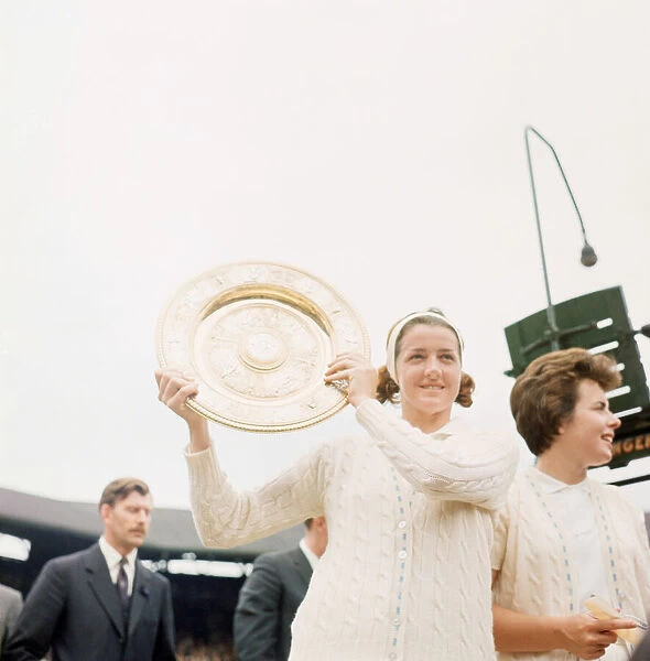 1963 Wimbledon Championships - Womens Singles. First-seeded Margaret Smith defeated