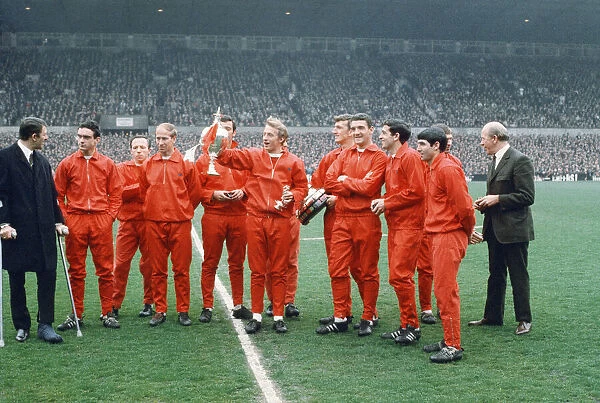 The 1966-67 season was Manchester Uniteds 65th season in the Football League