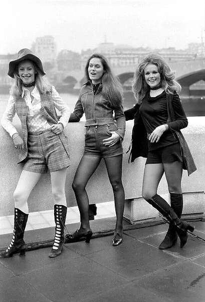 1970s Fashion: Shorts. January 1971 71-00161-009