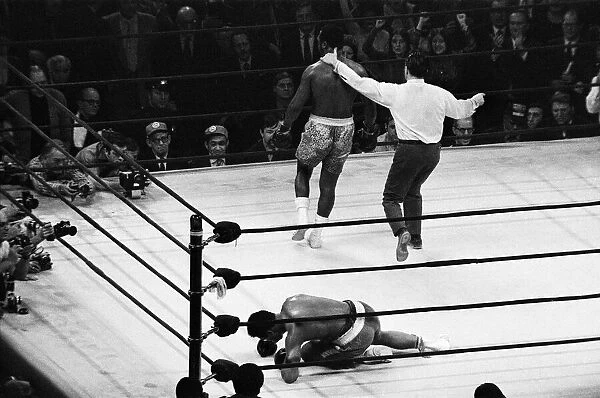 In 1971, both Ali and Frazier had legitimate claims to the title of World Heavyweight