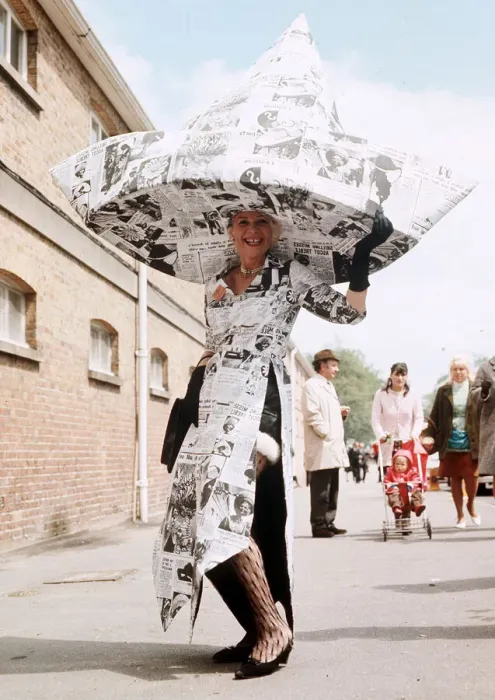 Framed Print : 1971 Clothing Ascot Fashion Hats and Dresses Mrs Ronald Shilling in a newspaper Framed Print : 1971 Clothing Ascot Fashion Hats and Dresses Mrs Ronald Shilling in a newspaper