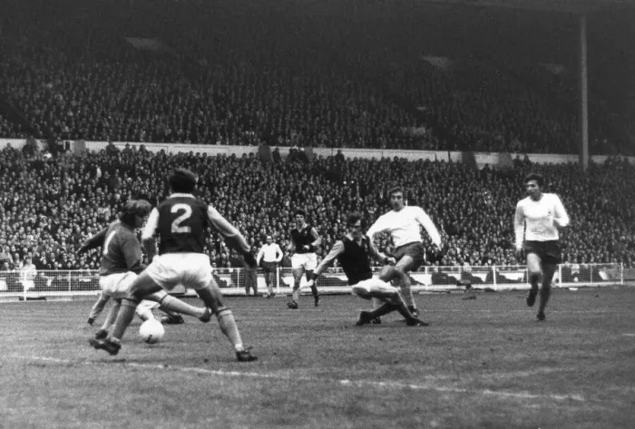 Framed Print : 1971 League Cup Final at Wembley Stadium. Tottenham Hotspur 2 v Aston Villa 0