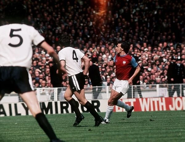 1975 FA Cup Final at Wembley May 1975 West Ham United 2 v Fulham 0 West