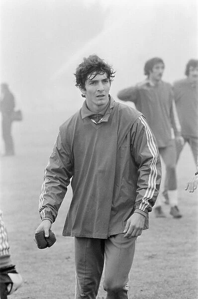 1978 World Cup Finals in Argentina. Italys Paolo Rossi pictured in the fog