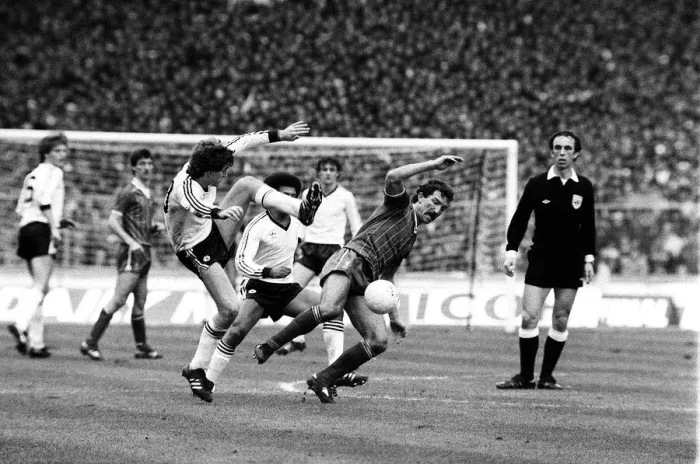 Framed Print : 1983 Milk Cup Final at Wembley Stadium Manchester United 1 v Liverpool 2 Framed Print : 1983 Milk Cup Final at Wembley Stadium Manchester United 1 v Liverpool 2