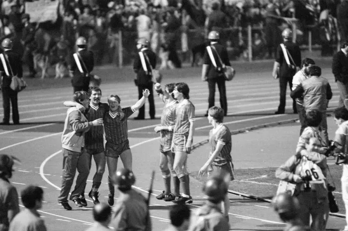 Framed Print : 1984 European Cup Final at Stadio Olimpico, Rome. Liverpool 1-1 As Roma Framed Print : 1984 European Cup Final at Stadio Olimpico, Rome. Liverpool 1-1 As Roma