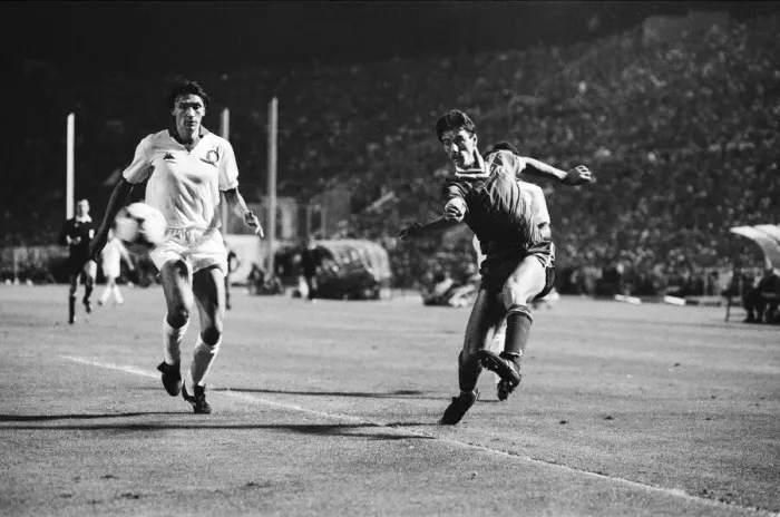 Framed Print : 1984 European Cup Final at Stadio Olimpico, Rome. Liverpool 1-1 As Roma Framed Print : 1984 European Cup Final at Stadio Olimpico, Rome. Liverpool 1-1 As Roma