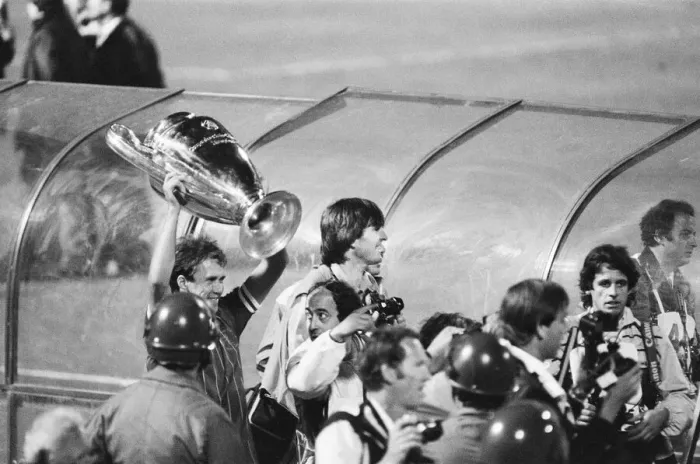 Framed Print : 1984 European Cup Final at Stadio Olimpico, Rome. Liverpool 1-1 As Roma Framed Print : 1984 European Cup Final at Stadio Olimpico, Rome. Liverpool 1-1 As Roma