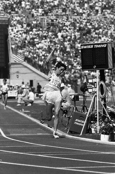 The 1984 Summer Olympics in Los Angeles. Womens marathon. Priscilla Welch