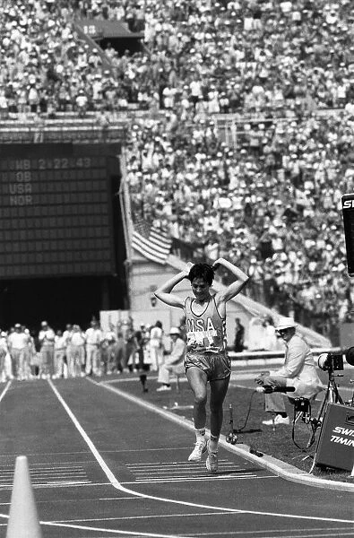 The 1984 Summer Olympics in Los Angeles. Womens marathon. Joan Benoit