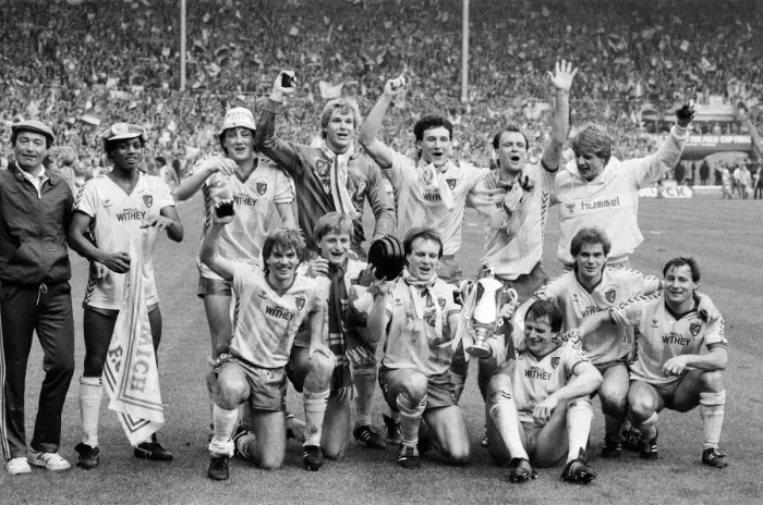 Framed Print : 1985 Milk cup final at Wembley Stadium. Final score Norwich City 1 - 0 Sunderland Framed Print : 1985 Milk cup final at Wembley Stadium. Final score Norwich City 1 - 0 Sunderland