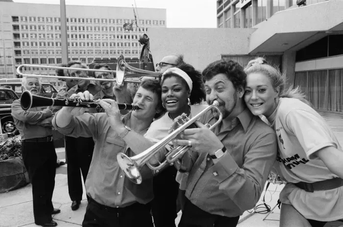 Framed Print : 1986 Birmingham International Jazz and Blues Festival, Artists, Photo-call, 4th July 1986