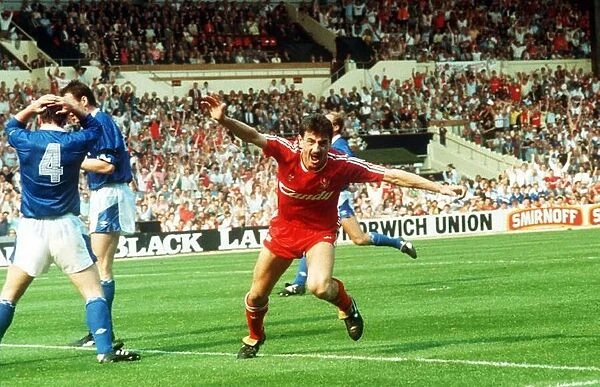 1989 FA Cup Final at Wembley Stadium Liverpool 3 v Everton 2 after extra time