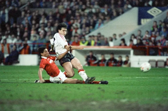 Framed Print : 1990 FA Cup Third Round match at The City Ground. Nottingham Forest 0 v Manchester Framed Print : 1990 FA Cup Third Round match at The City Ground. Nottingham Forest 0 v Manchester
