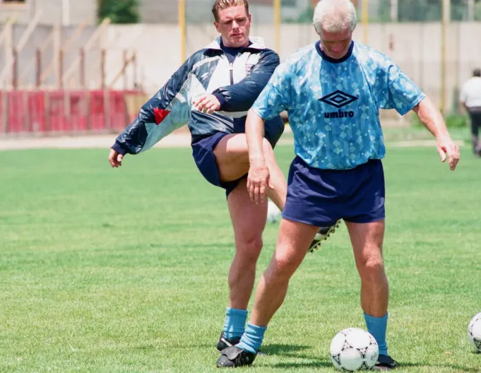 Framed Print : 1990 World Cup Finals in Italy. England footballer Paul Gascoigne ajoking around Framed Print : 1990 World Cup Finals in Italy. England footballer Paul Gascoigne ajoking around
