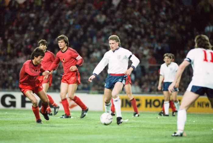 Framed Print : 1990 World Cup Qualifier at Wembley Stadium. England 5 v Albania 0 Framed Print : 1990 World Cup Qualifier at Wembley Stadium. England 5 v Albania 0