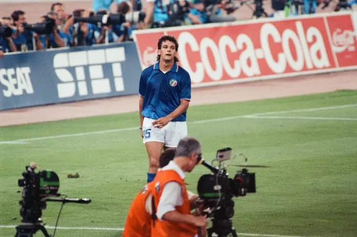 Framed Print : 1990 World Cup Quarter Final match in Rome, Italy. Italy 1 v Republic of Ireland 0