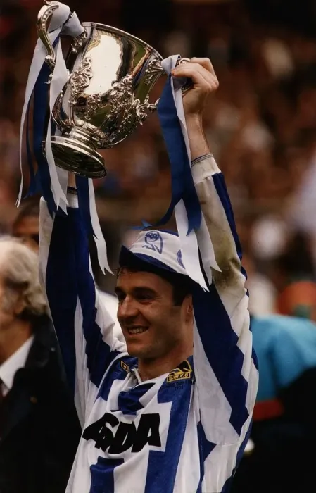 Framed Print : 1991 Rumbelows Cup Final at Wembley. Sheffield Wednesday 1 v Manchester United 0 Framed Print : 1991 Rumbelows Cup Final at Wembley. Sheffield Wednesday 1 v Manchester United 0