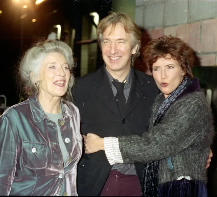 Framed Print : 1998 FILE PHOTO ALAN RICKMAN Glasgow Scotland Phyllida Law Alan Rickman