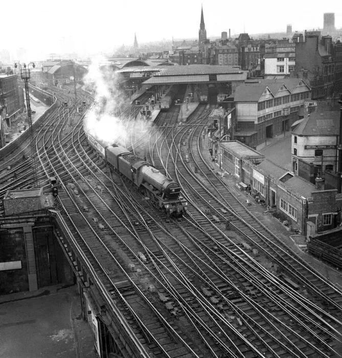 Framed Print : One the 1st May 1968 the Flying Scotsman thundered into the Central Station