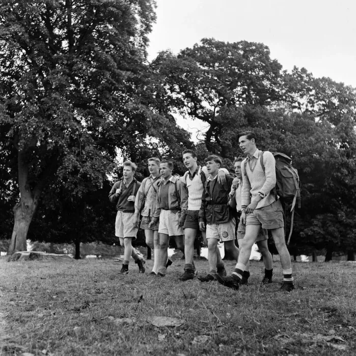 Framed Print : 20 members of the National Association of Boys Clubs are undergoing a course to qualify Framed Print : 20 members of the National Association of Boys Clubs are undergoing a course to qualify