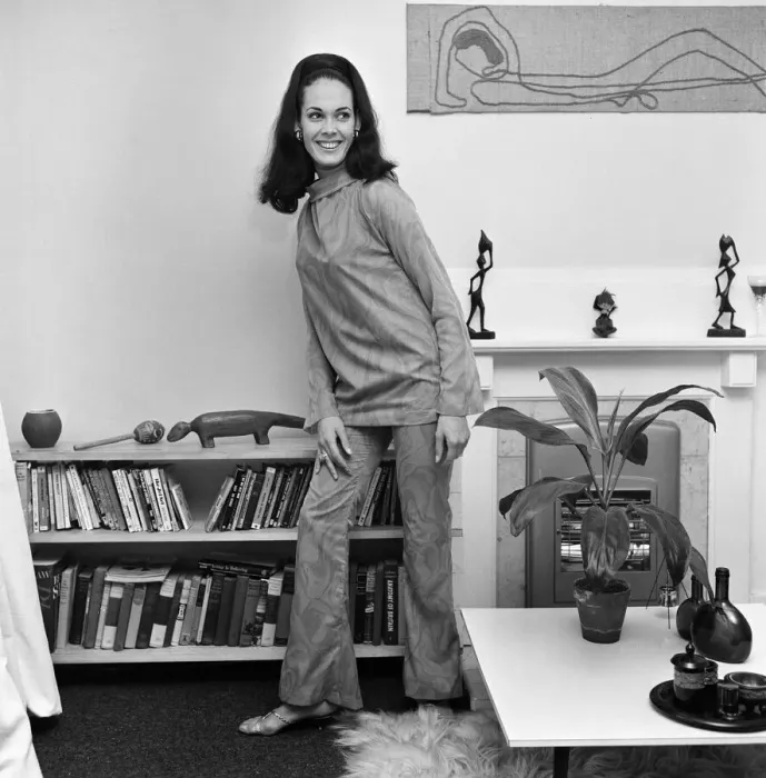 Framed Print : 23-year-old Martine Beswick leaves London tonight for Rio where she will attend the Rio Framed Print : 23-year-old Martine Beswick leaves London tonight for Rio where she will attend the Rio