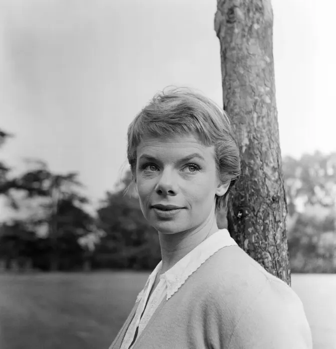 Framed Print : 24 year old actress Jill Bennett. 12th August 1955 Framed Print : 24 year old actress Jill Bennett. 12th August 1955