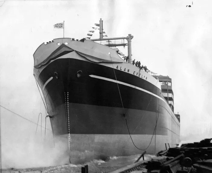 Framed Print : The 32, 000 ton tanker Alan Evelyn enters the water at the Furness Shipyard, Haverton Hill Framed Print : The 32, 000 ton tanker Alan Evelyn enters the water at the Furness Shipyard, Haverton Hill