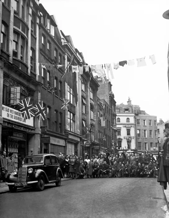 Framed Print : At 3pm on 8 May 1945, Prime Minister, Winston Churchill announced that the war in Europe Framed Print : At 3pm on 8 May 1945, Prime Minister, Winston Churchill announced that the war in Europe