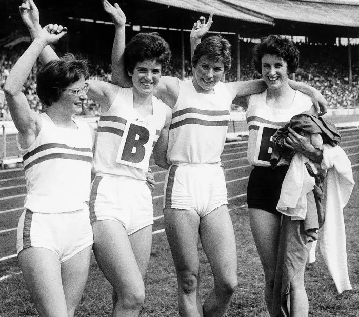 Framed Print : The 4 x100 Yards Great Britain Womens team after they had created a new world reccord
