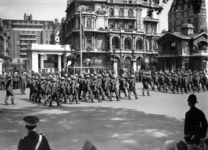 Framed Print : The 4th Home Guard anniversary. Detachment of 3rd City of London Home Guards Parade in