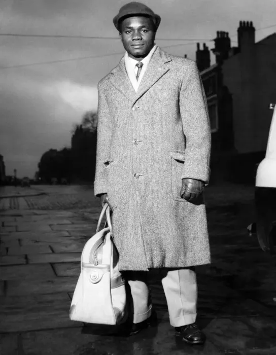 Framed Print : Take 5 feet 3 inches of gentleman, plus an outsize in travelling bags