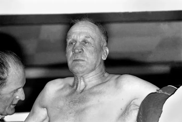 Framed Print : 73 years old, and still boxing, Fred Oldham, a Shirley, Birmingham, pig farmer Framed Print : 73 years old, and still boxing, Fred Oldham, a Shirley, Birmingham, pig farmer