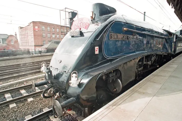 Framed Print : The A4 locomotive Sir Nigel Gresley sets off from Newcastle Central Station bound for Framed Print : The A4 locomotive Sir Nigel Gresley sets off from Newcastle Central Station bound for