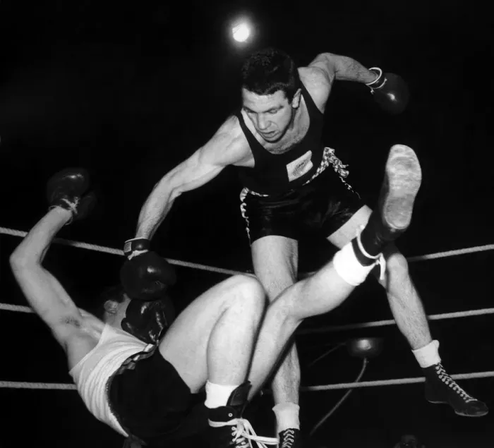Framed Print : ABA middleweight champion Willie Stack, of Leamington Boys Club, during a fight Framed Print : ABA middleweight champion Willie Stack, of Leamington Boys Club, during a fight