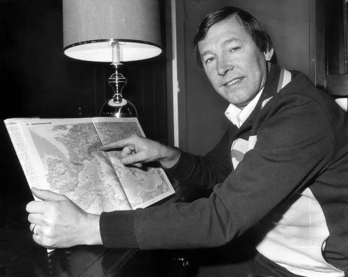 Framed Print : Aberdeen manager Alex Ferguson is studying as he prepares to take his side in to Europe Framed Print : Aberdeen manager Alex Ferguson is studying as he prepares to take his side in to Europe