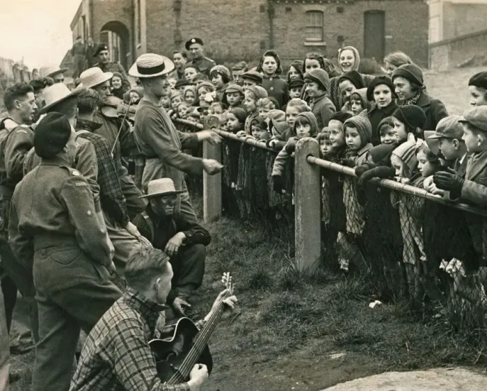 Framed Print : ABWW2 41 Canadian troops dressed as cowboys entertain a group of evacuated children