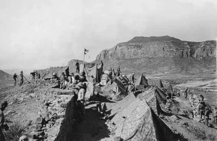 Framed Print : Abyssinian War October 1935 Italian forces seen here fortifying their position in