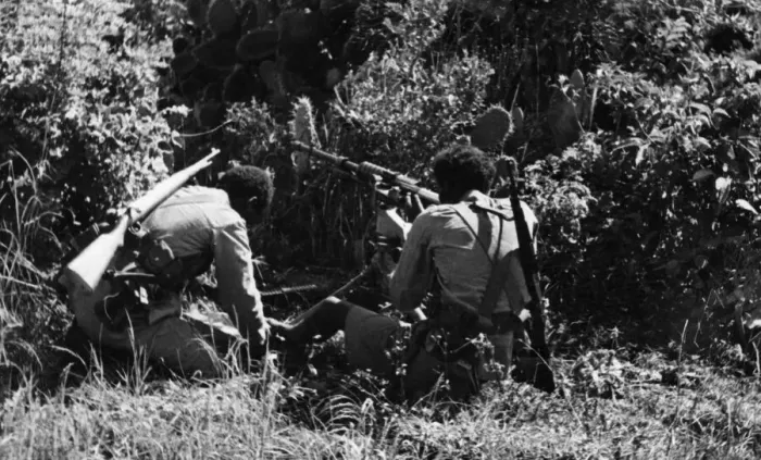Framed Print : Abyssinian War September 1935 Abyssinian machine gunner firing an old Hotchkiss