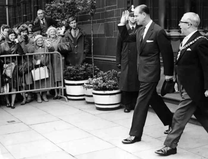 Framed Print : Accompanied by the Lord Mayor of Manchester, Prince Philip, Duke of Edinburgh Ald. R Framed Print : Accompanied by the Lord Mayor of Manchester, Prince Philip, Duke of Edinburgh Ald. R