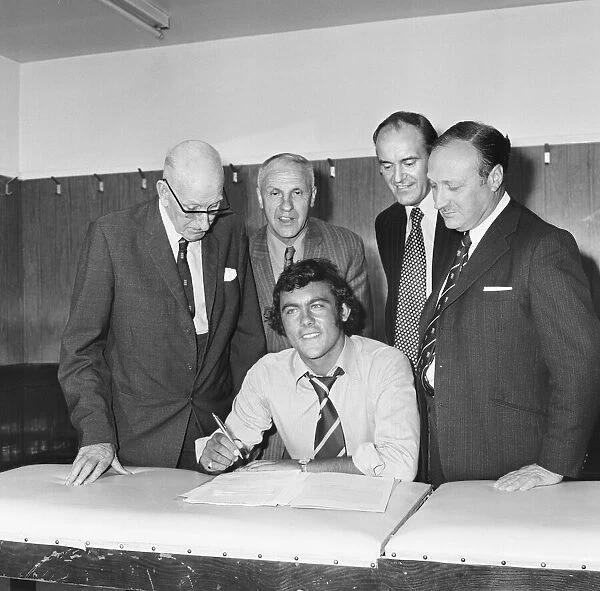 The last act of Bill Shankly as Liverpool manager was to sign striker Ray Kennedy