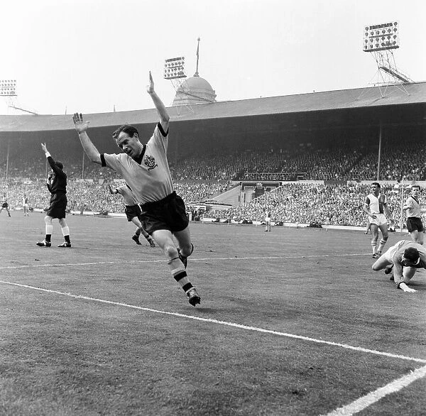 Action from the 1960 FA Cup Final at Wembley Stadium. Wolverhampton Wanderers 3-0
