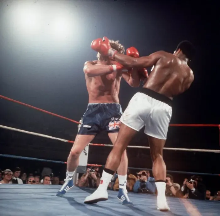 Framed Print : Action during the heavyweight fight between American Muhammad Ali and Britain Framed Print : Action during the heavyweight fight between American Muhammad Ali and Britain