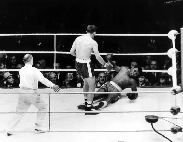 Framed Print : Action during the non-title heavyweight fight between American Cassius Clay Framed Print : Action during the non-title heavyweight fight between American Cassius Clay