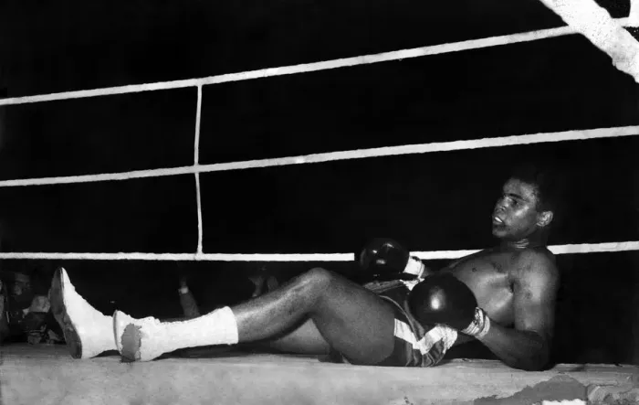 Framed Print : Action during the non-title heavyweight fight between American Cassius Clay