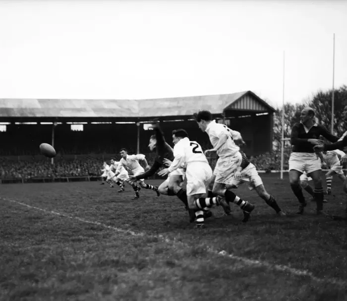 Framed Print : Action from the Swansea v South Africa match at St Helens Ground Framed Print : Action from the Swansea v South Africa match at St Helens Ground