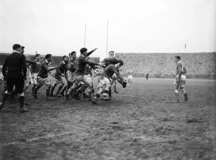 Framed Print : Action from the Wales v Ireland Home Nations Championship at Cardiff Arms Park