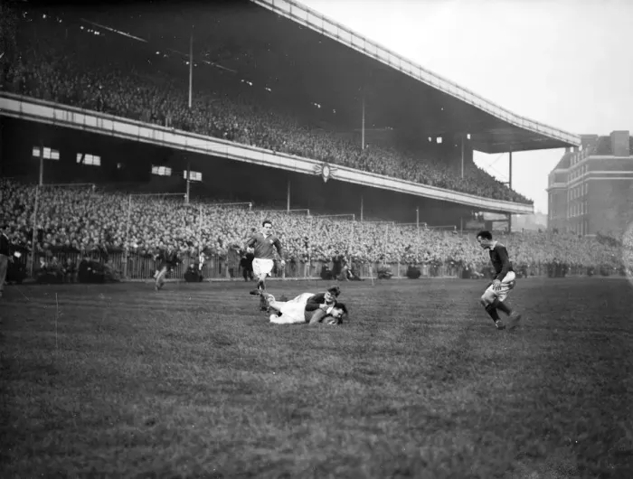 Framed Print : Action from the Wales v South Africa test match at Cardiff Arms Park Framed Print : Action from the Wales v South Africa test match at Cardiff Arms Park