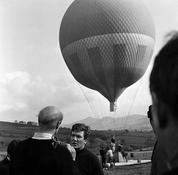Actor Albert Finney goes for a balloon ride while making the film '